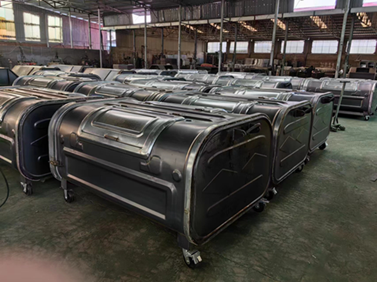 垃圾箱生產車間